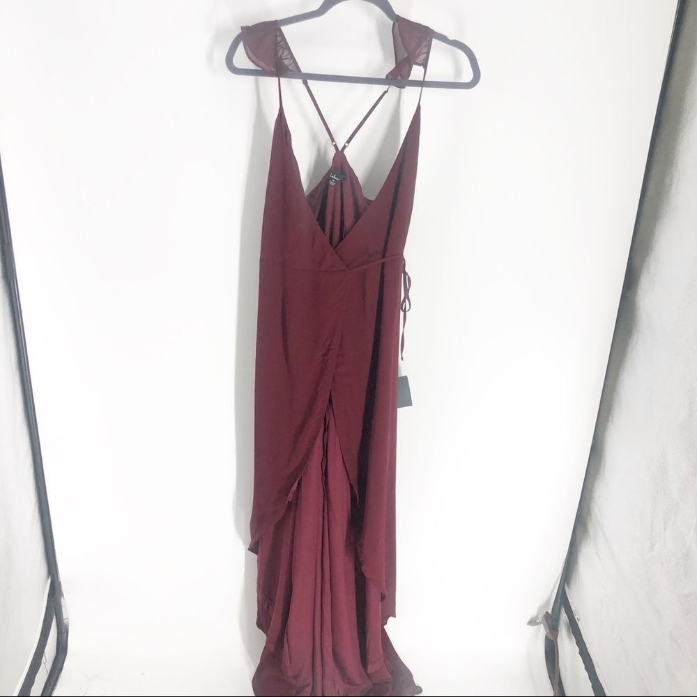 Lulu’s NWT Heroes To Us Dress Burgundy Sz M - Picture 8 of 11